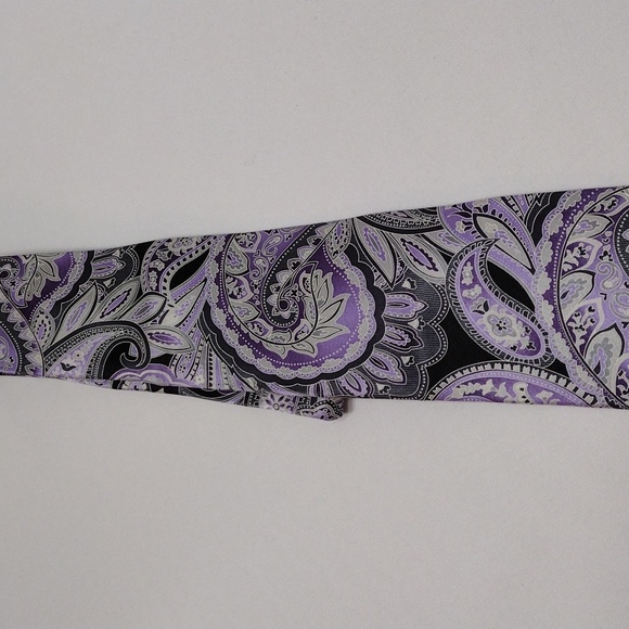 Stafford Performance Purple, Gray and Black Paisley Men's Tie NT#13 - Picture 3 of 13
